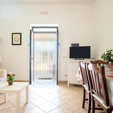 בית נופש Caserurali, Nature And Pool *