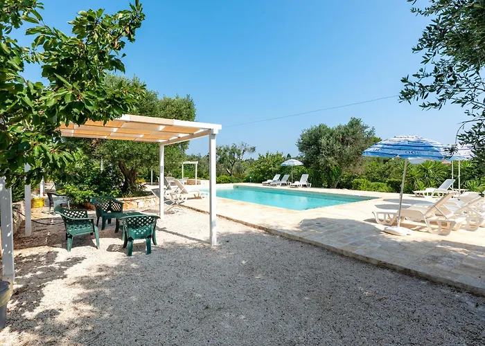 Caserurali, Nature And Pool *