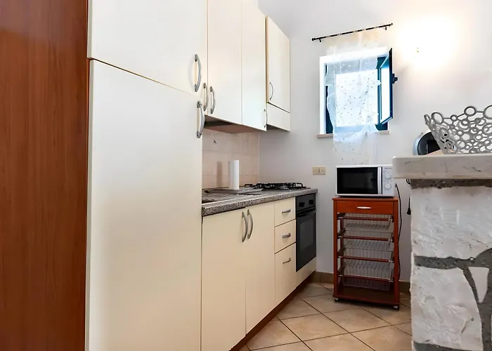 Caserurali, Nature And Pool 切列梅萨皮卡